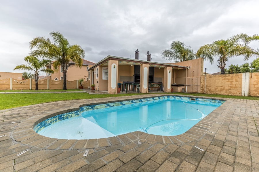 2 Bedroom Property for Sale in Durbanville Western Cape